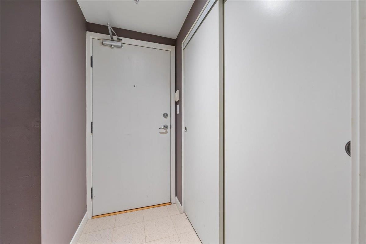 Listing Image 30