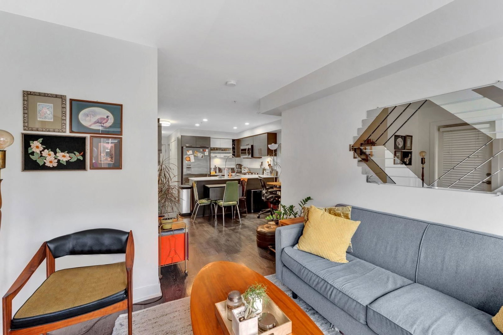 Listing Image 20