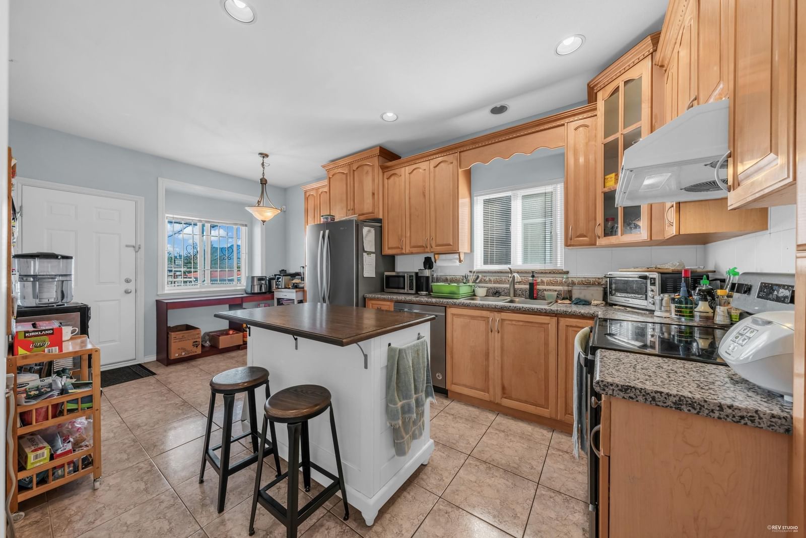 Listing Image 11