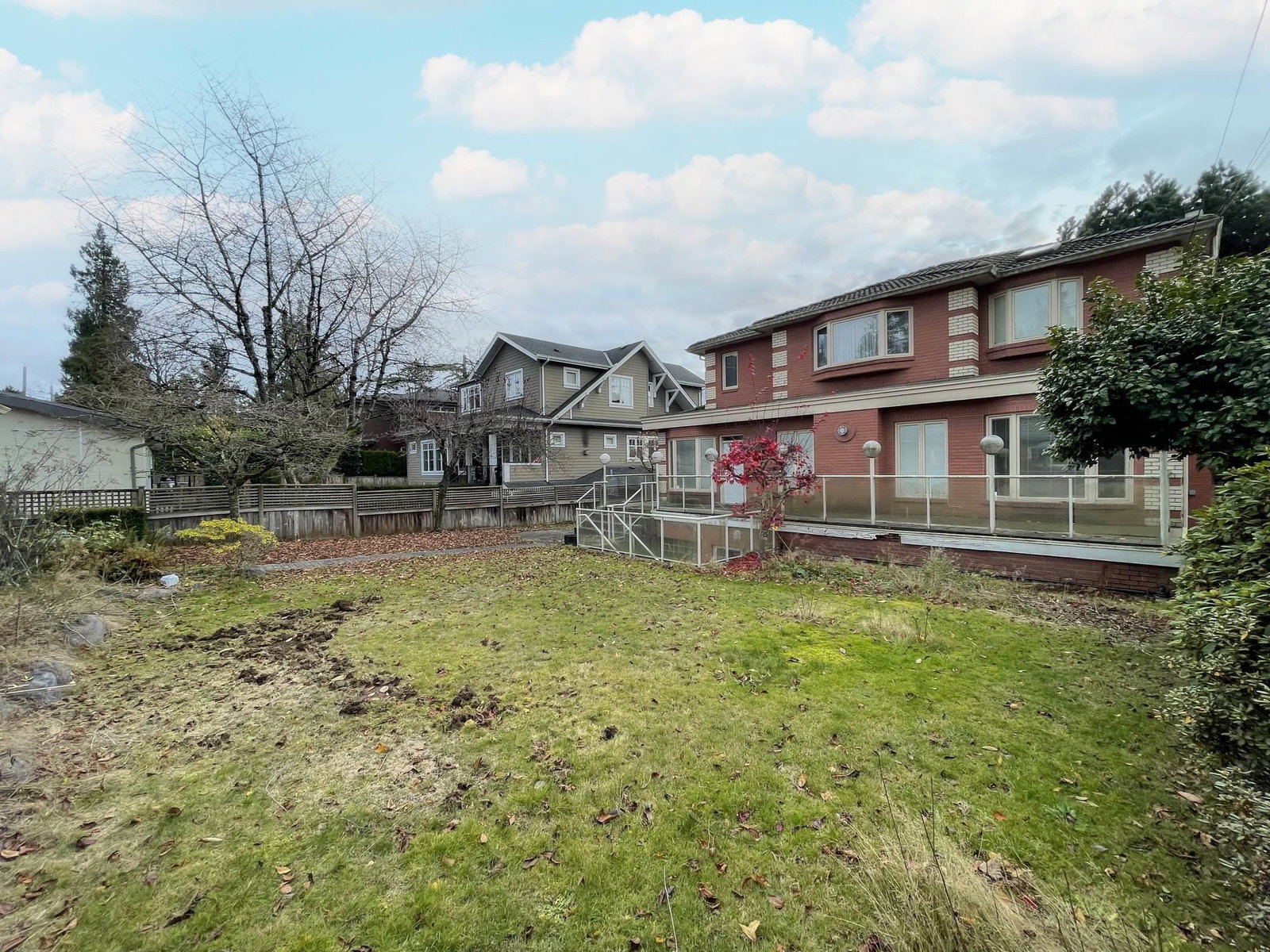 Listing Image 11
