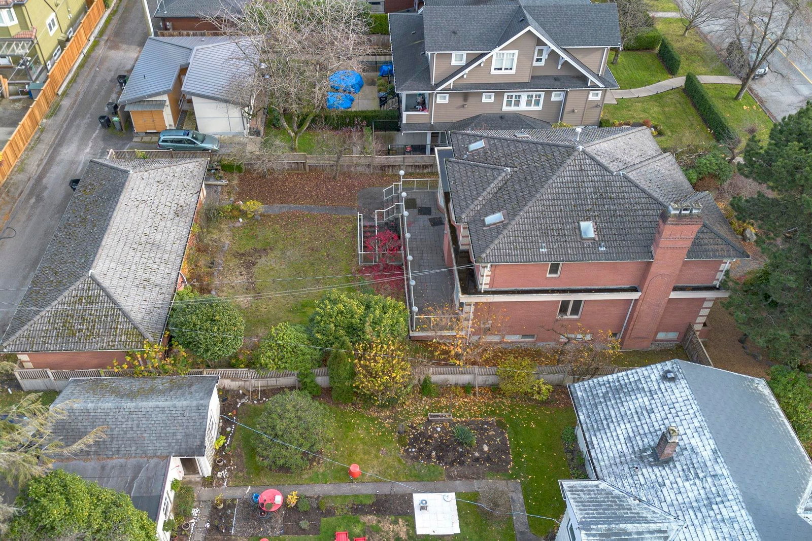 Listing Image 6