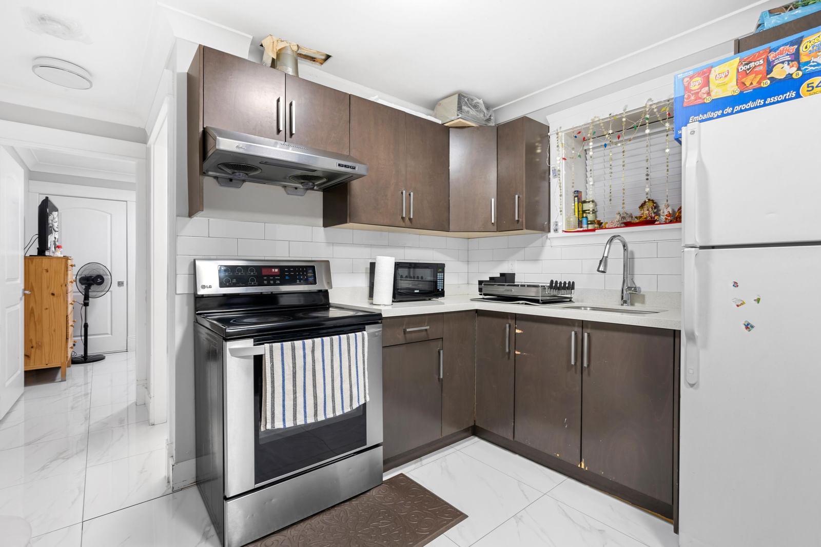 Listing Image 16
