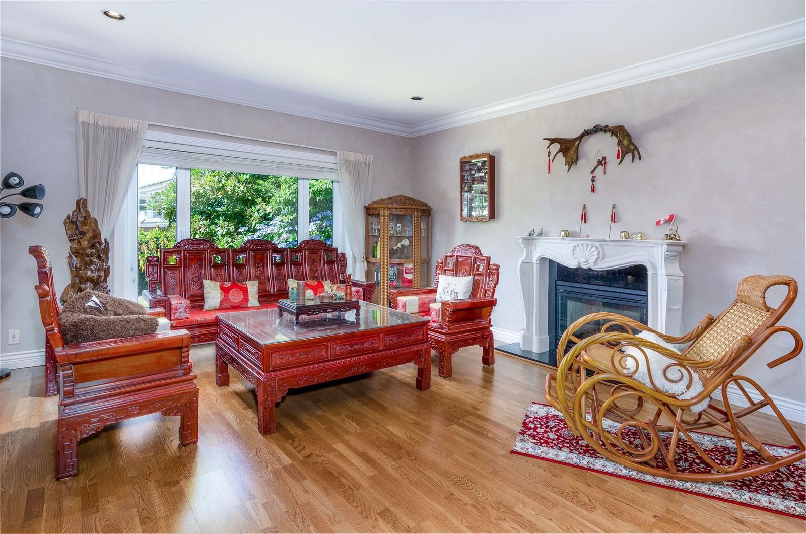 Listing Image 11