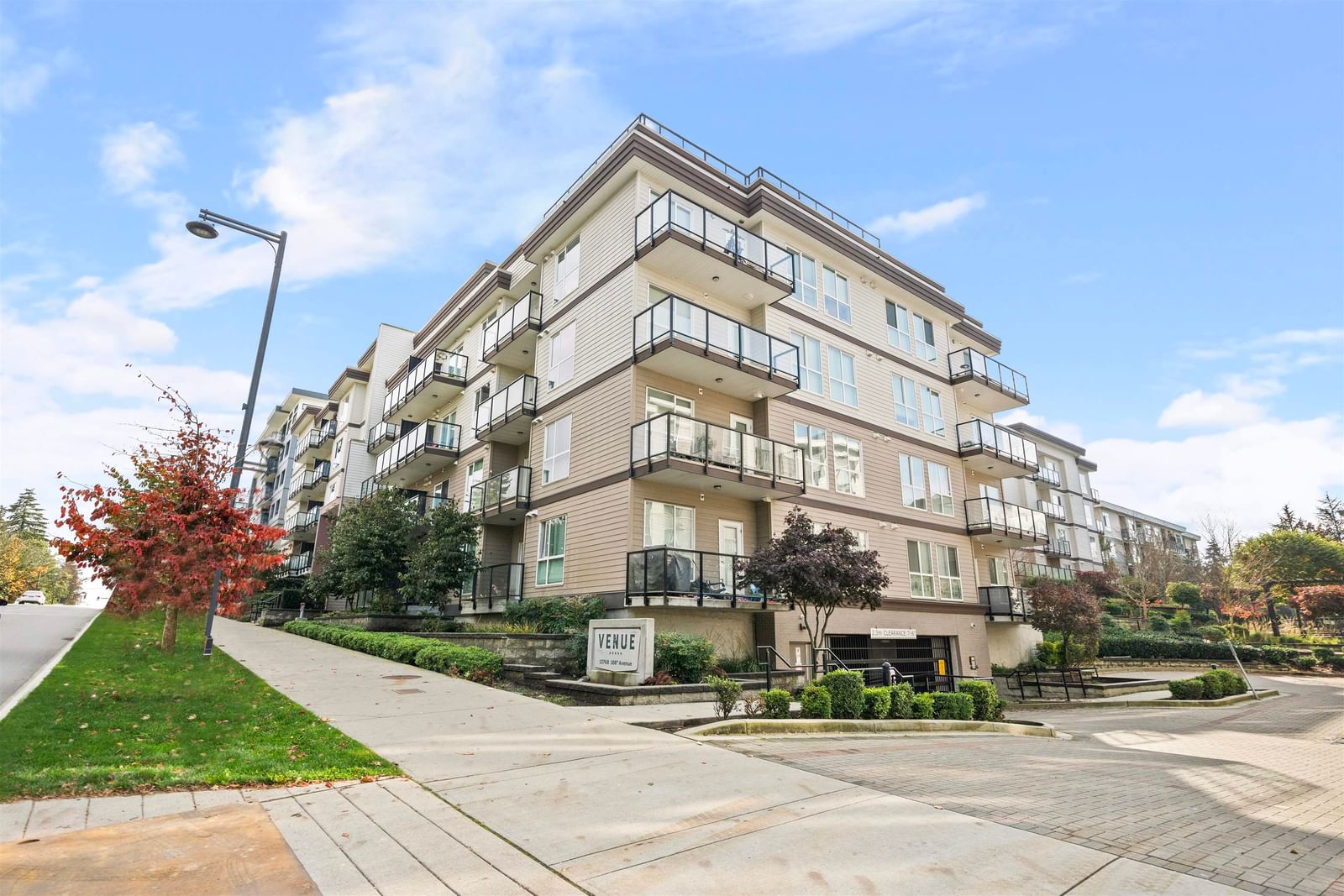 Listing Image 18