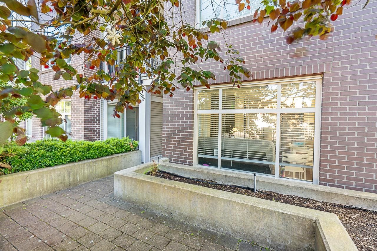 Listing Image 11