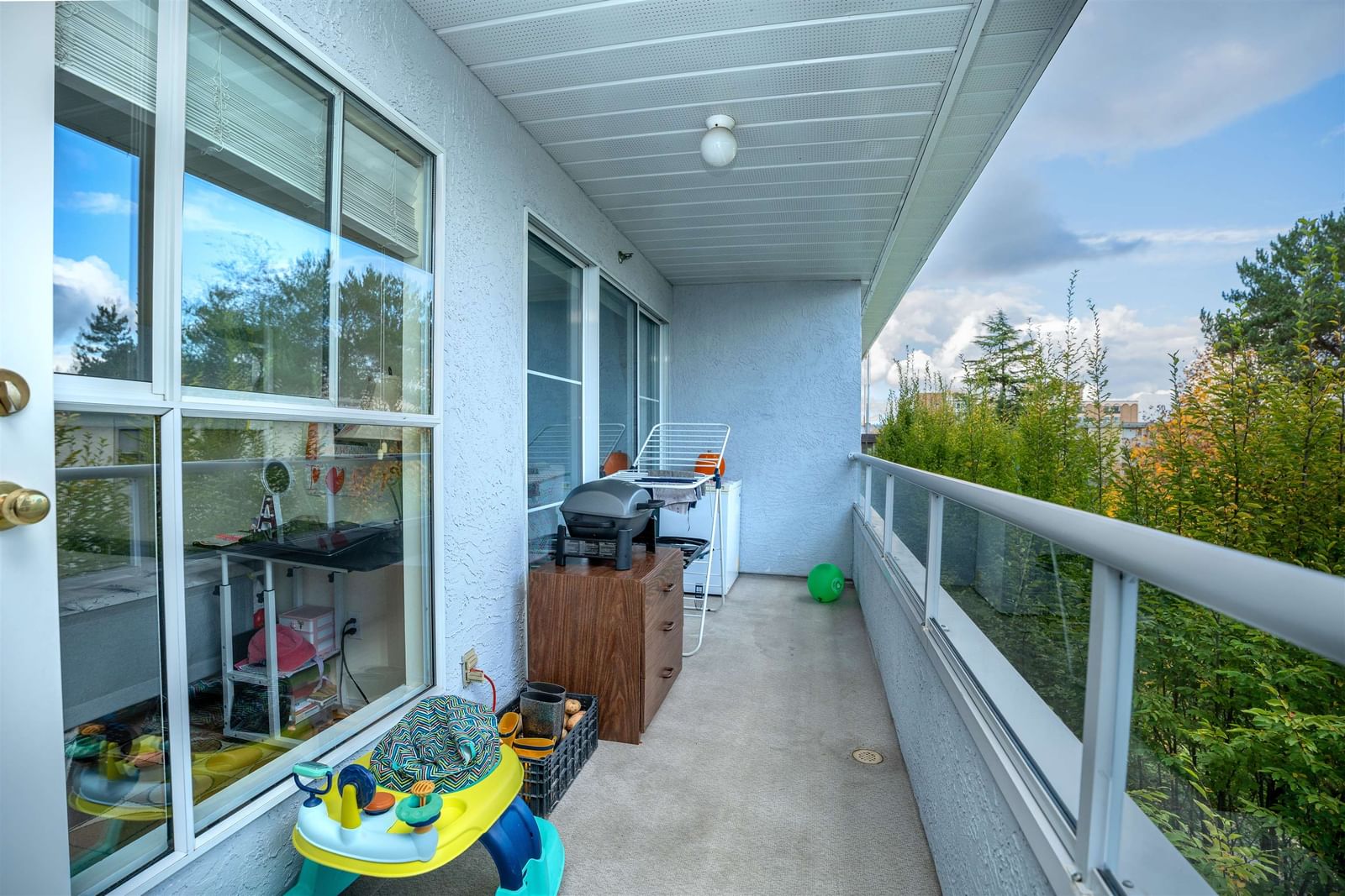 Listing Image 24