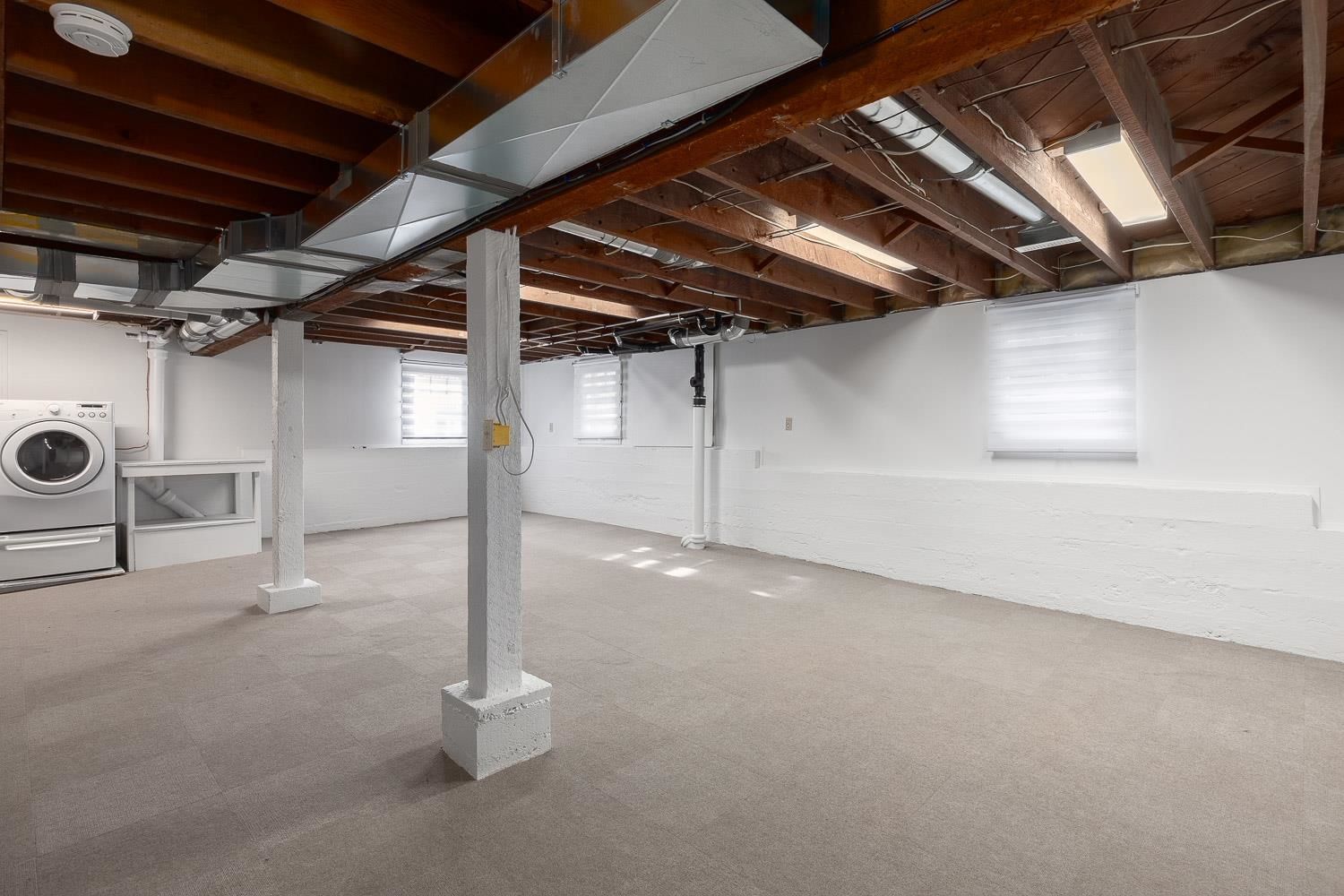 Listing Image 24