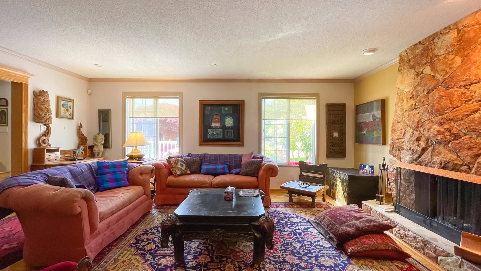 Listing Image 12