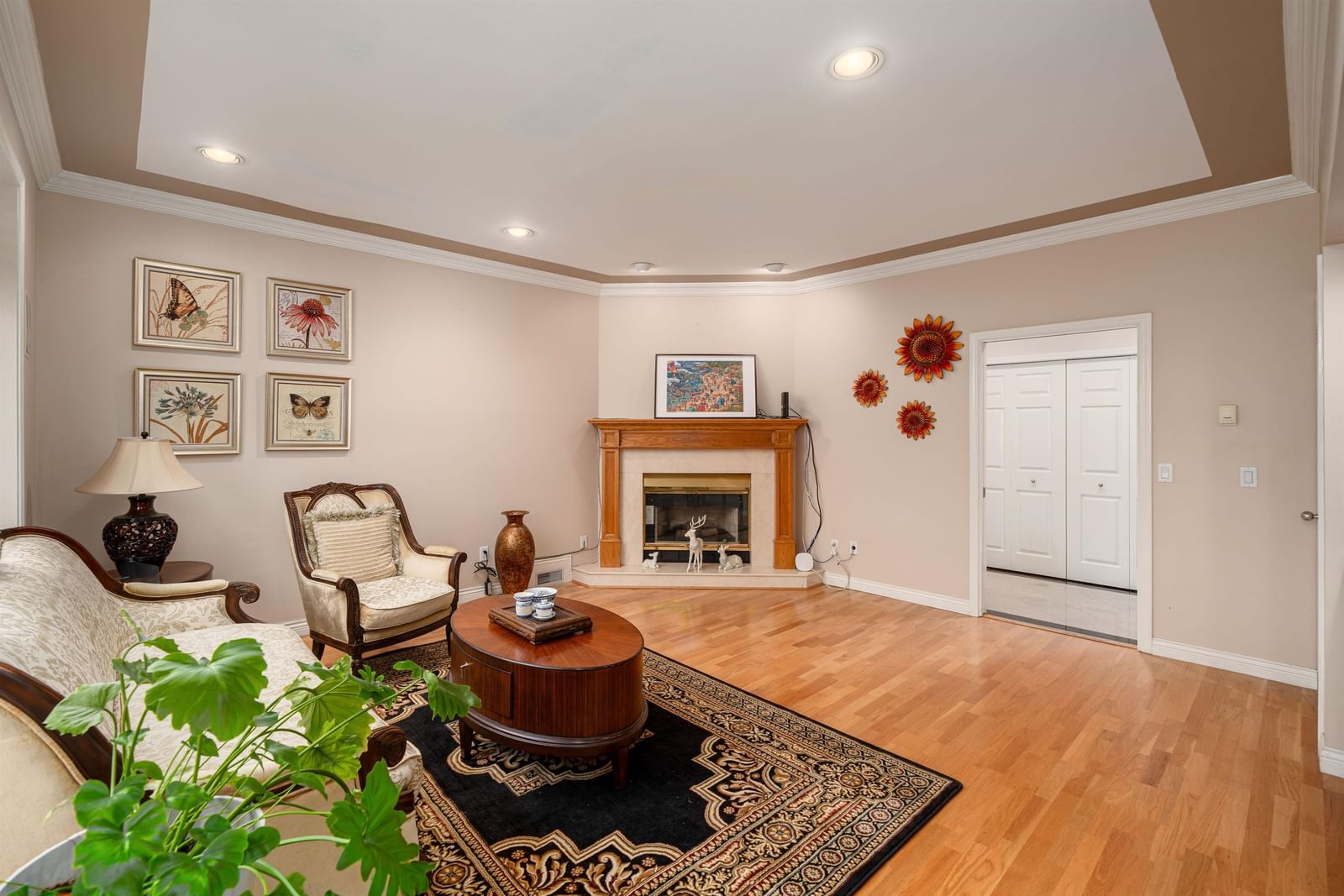 Listing Image 16