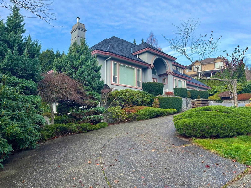 3022 Plateau Boulevard, Coquitlam, V3E 2W7 | Image 2