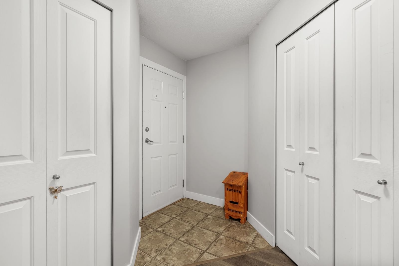 Listing Image 26