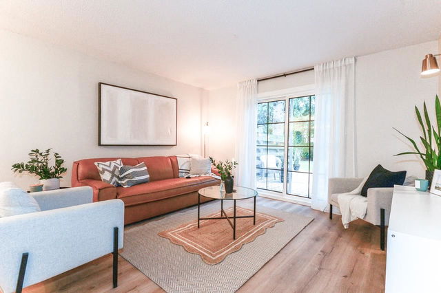 13 - 11160 Kingsgrove Avenue