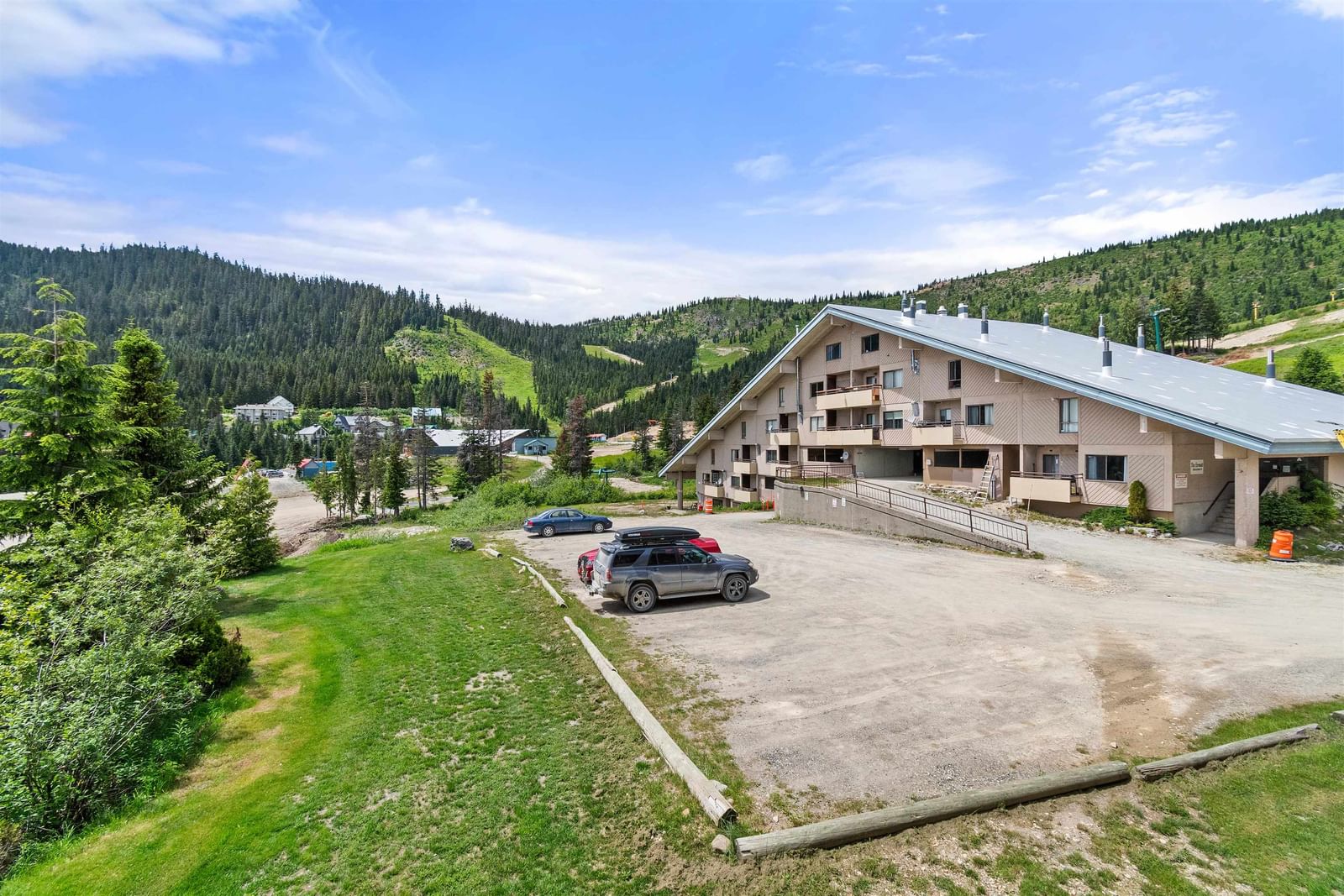 Listing Image 19