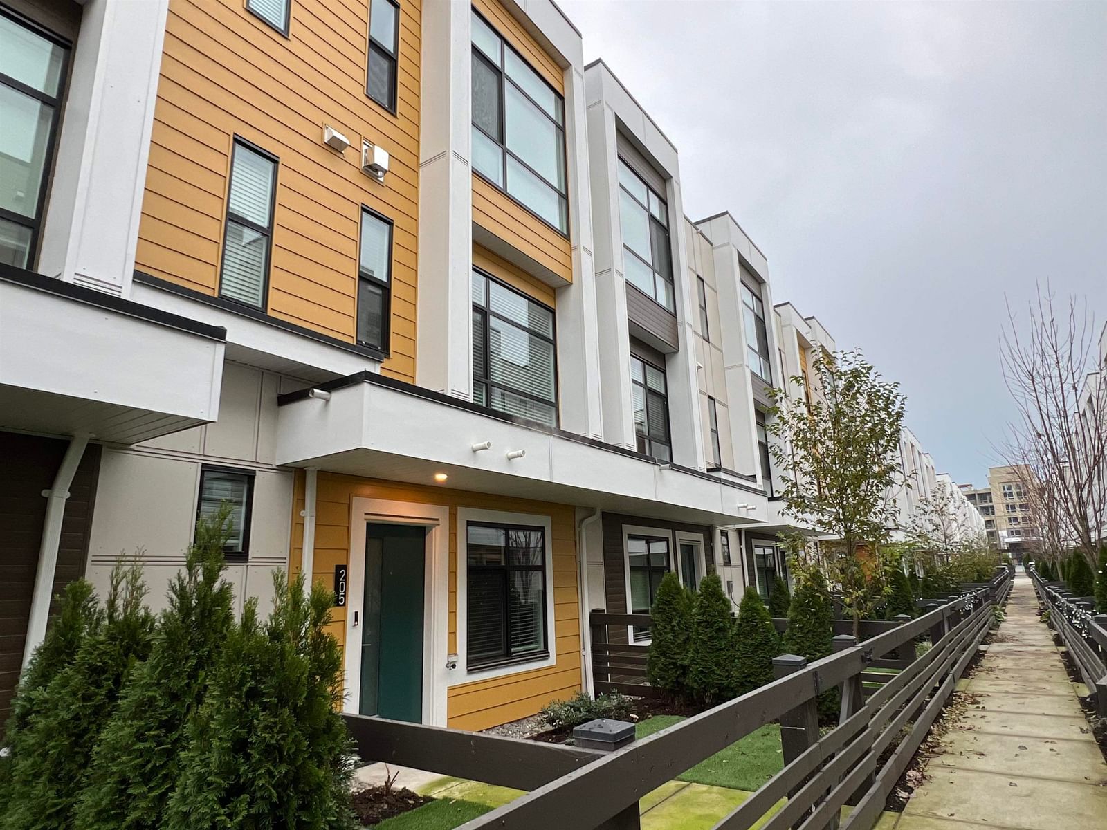 Listing Image 15