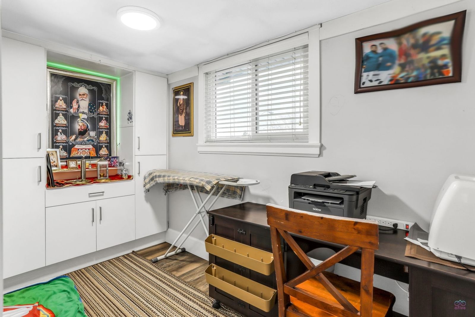 Listing Image 16