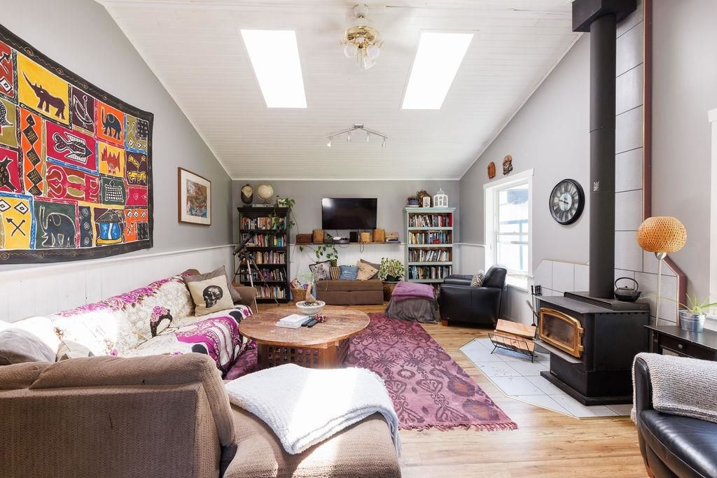 Listing Image 14