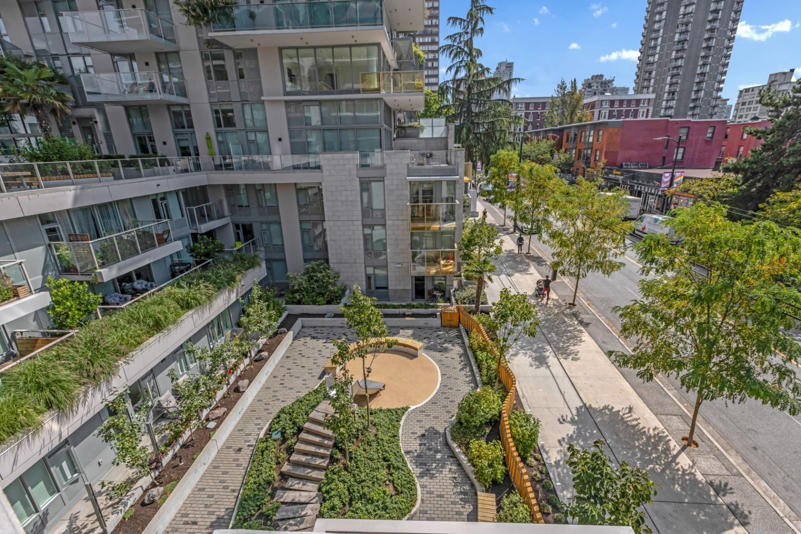 Listing Image 13