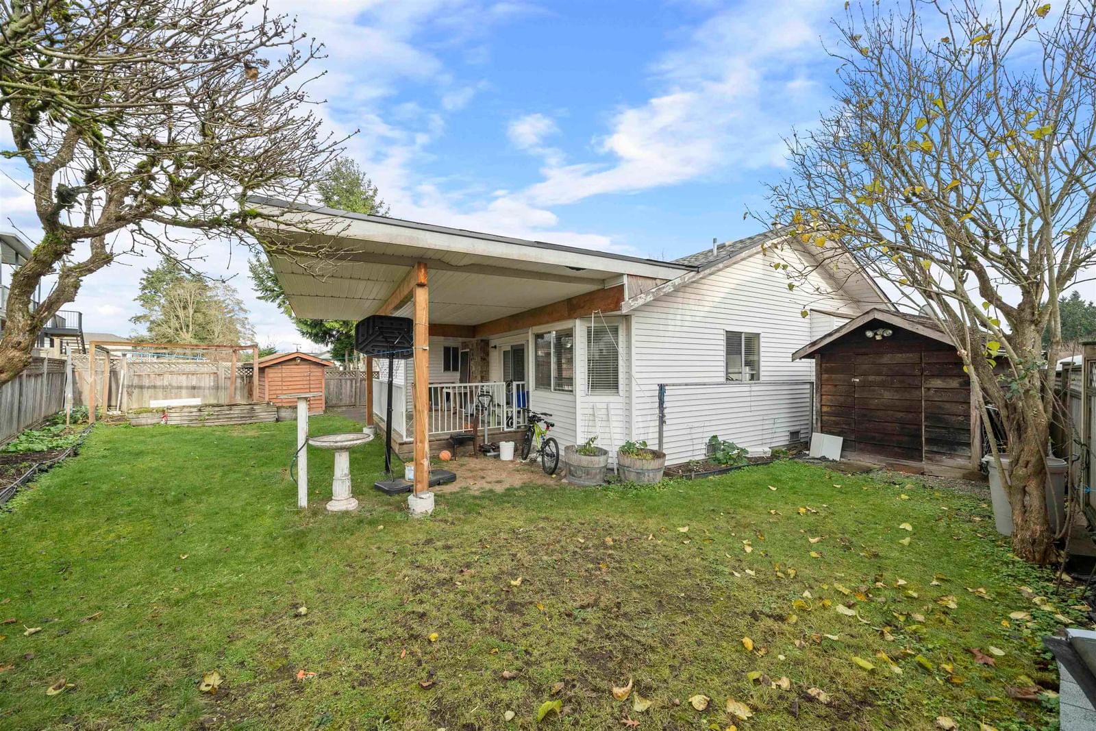 Listing Image 24