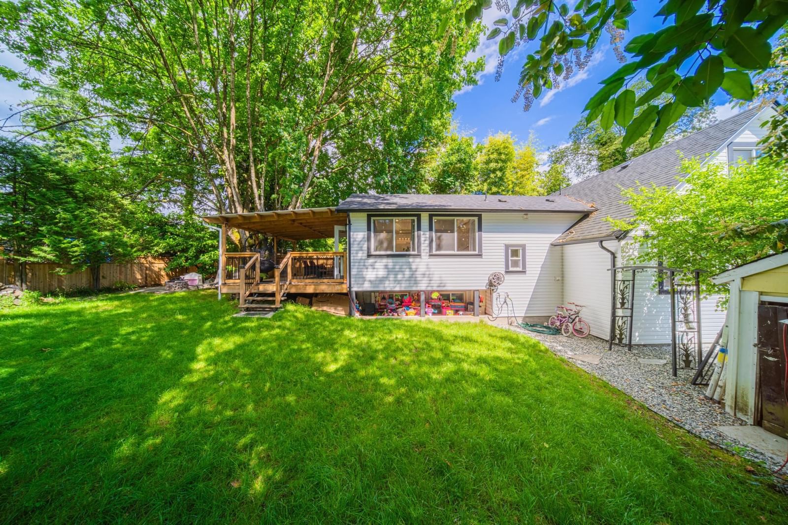 Listing Image 24