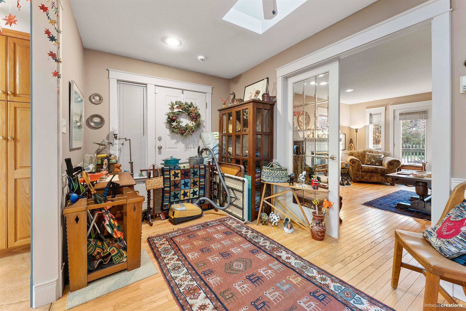 Listing Image 16
