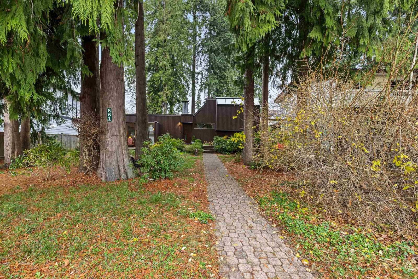 Listing Image 38