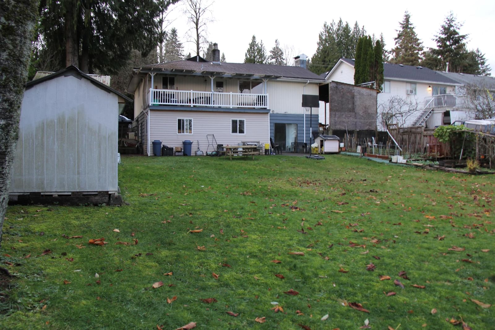 Listing Image 5