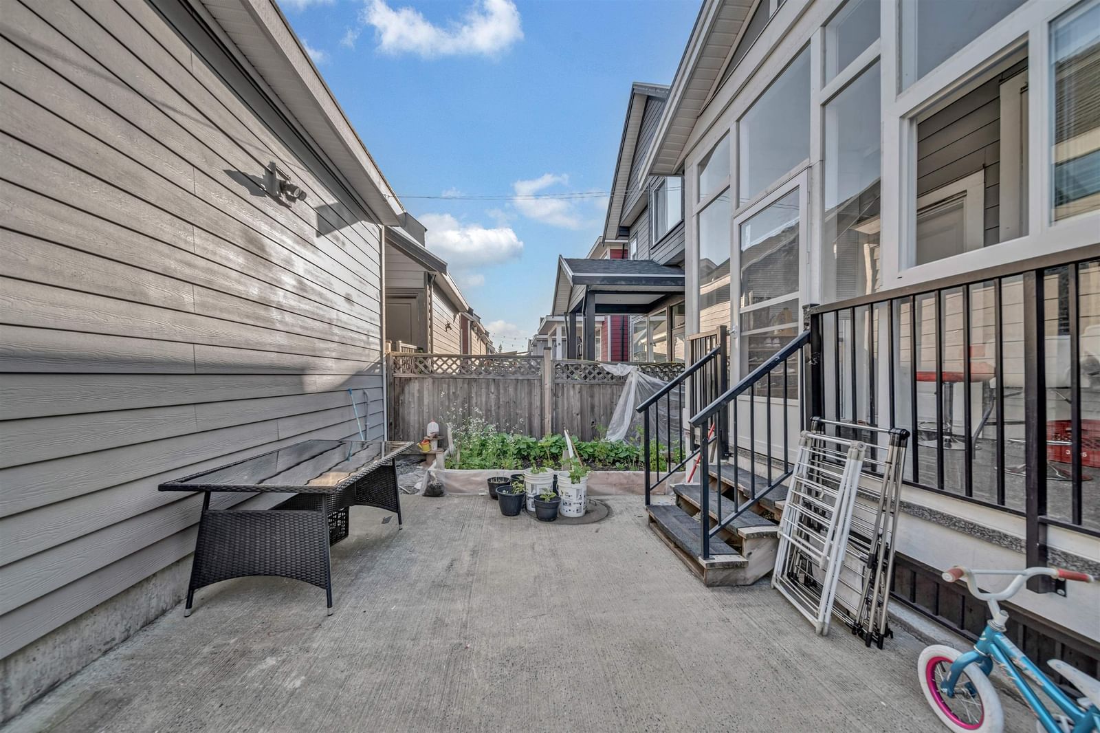 Listing Image 18