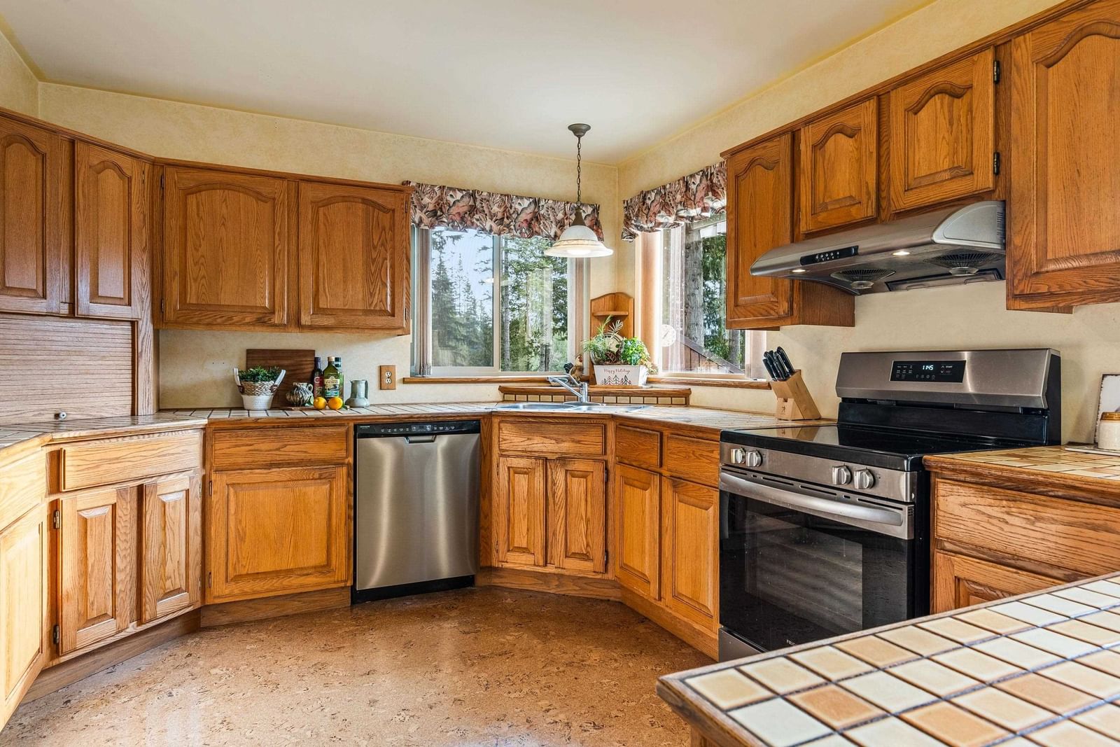 Listing Image 15