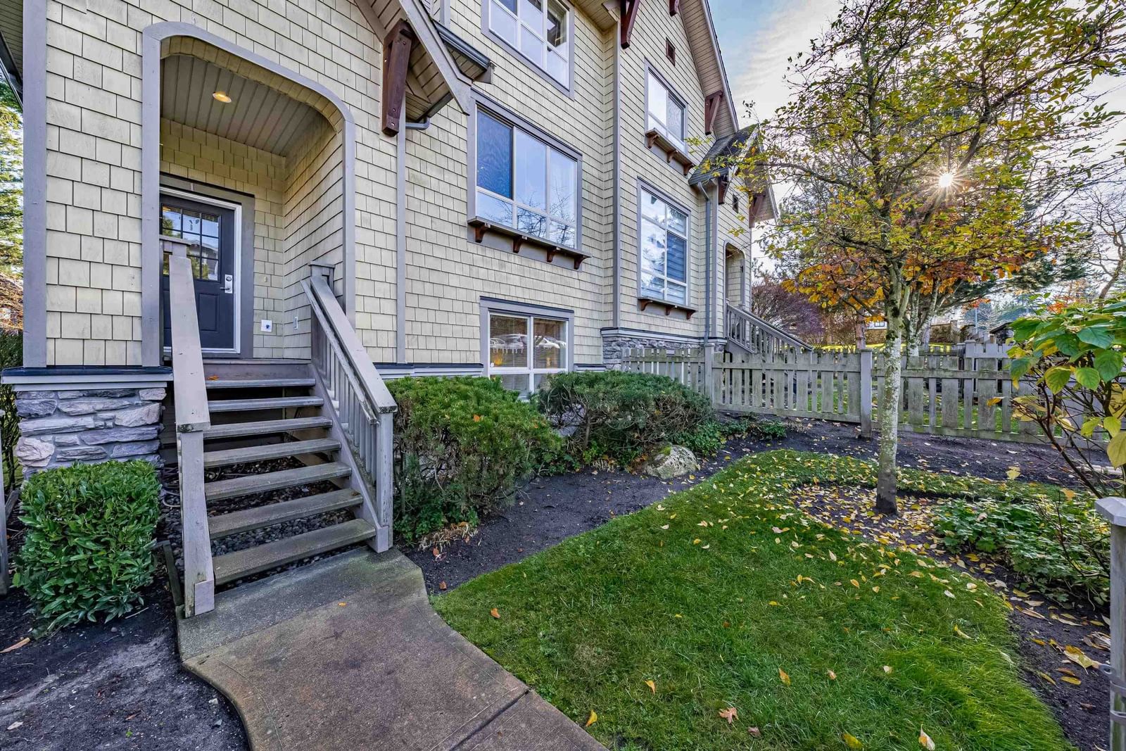 Listing Image 27