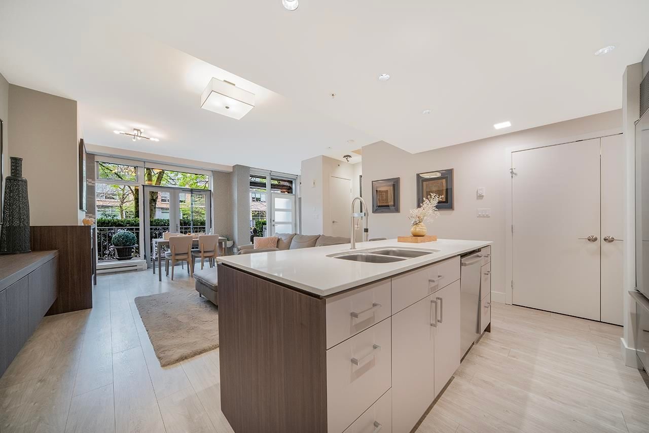 Listing Image 10