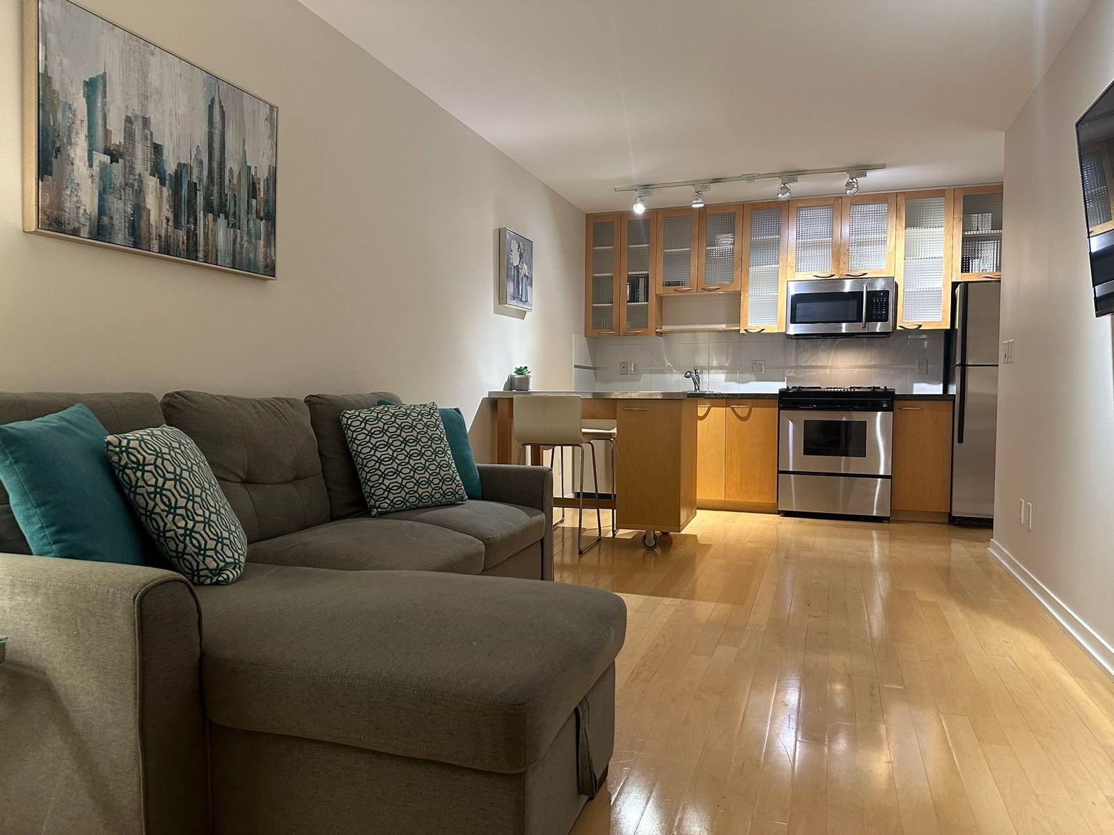 Listing Image 15