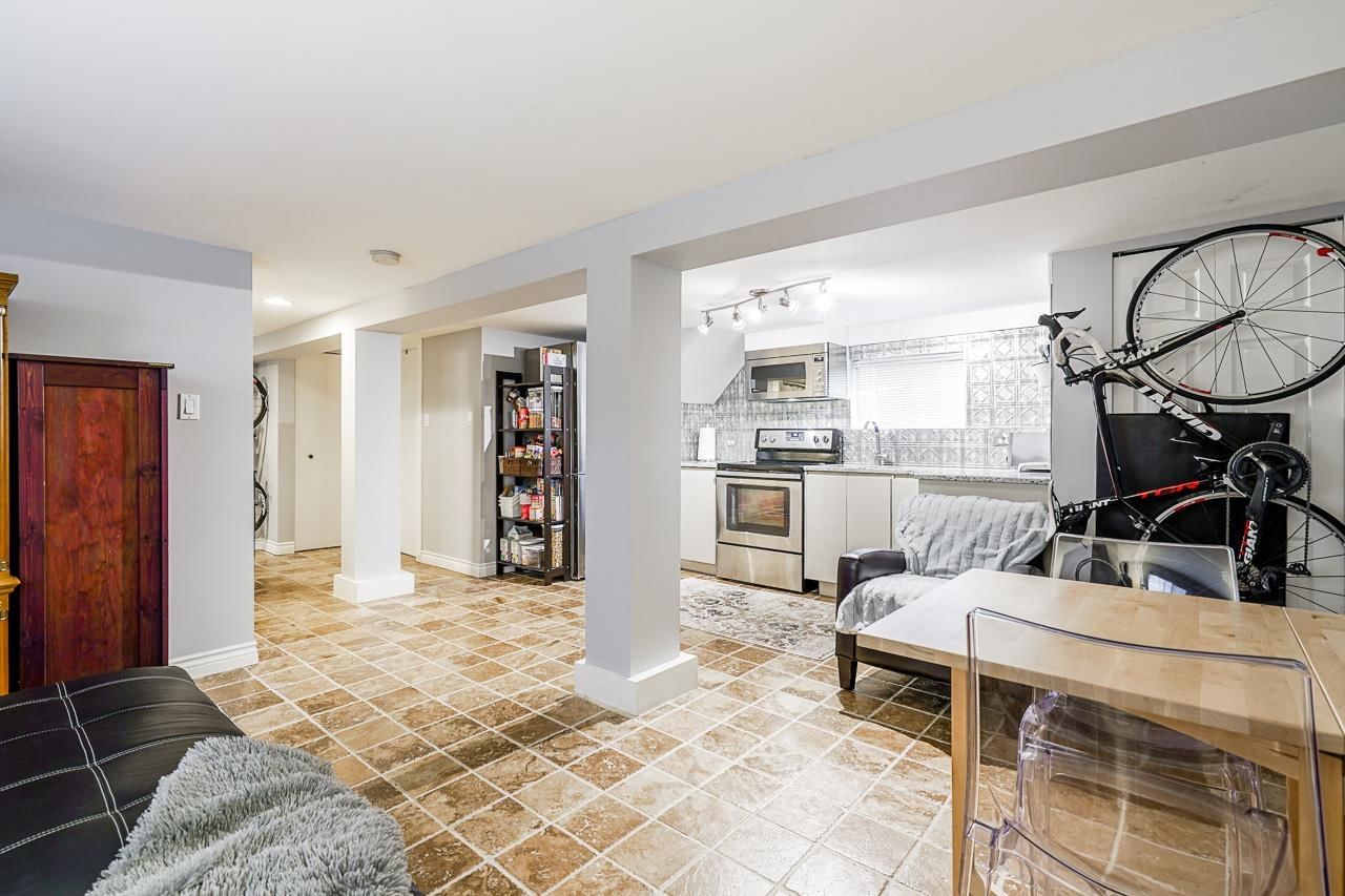 Listing Image 21