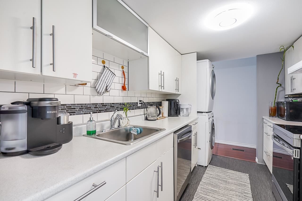 Listing Image 14