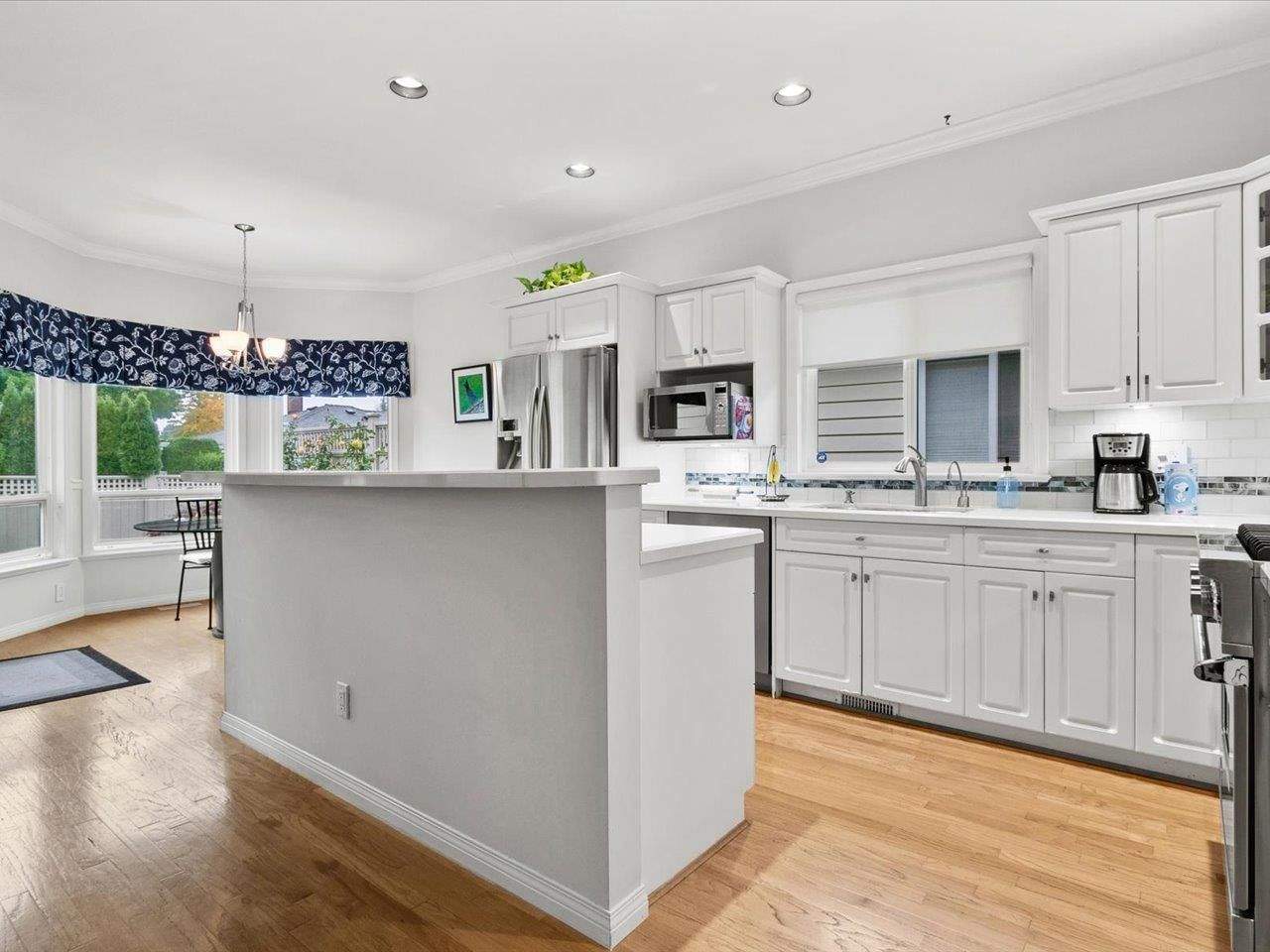 Listing Image 14
