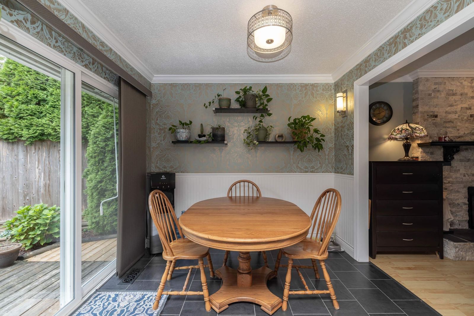 Listing Image 8