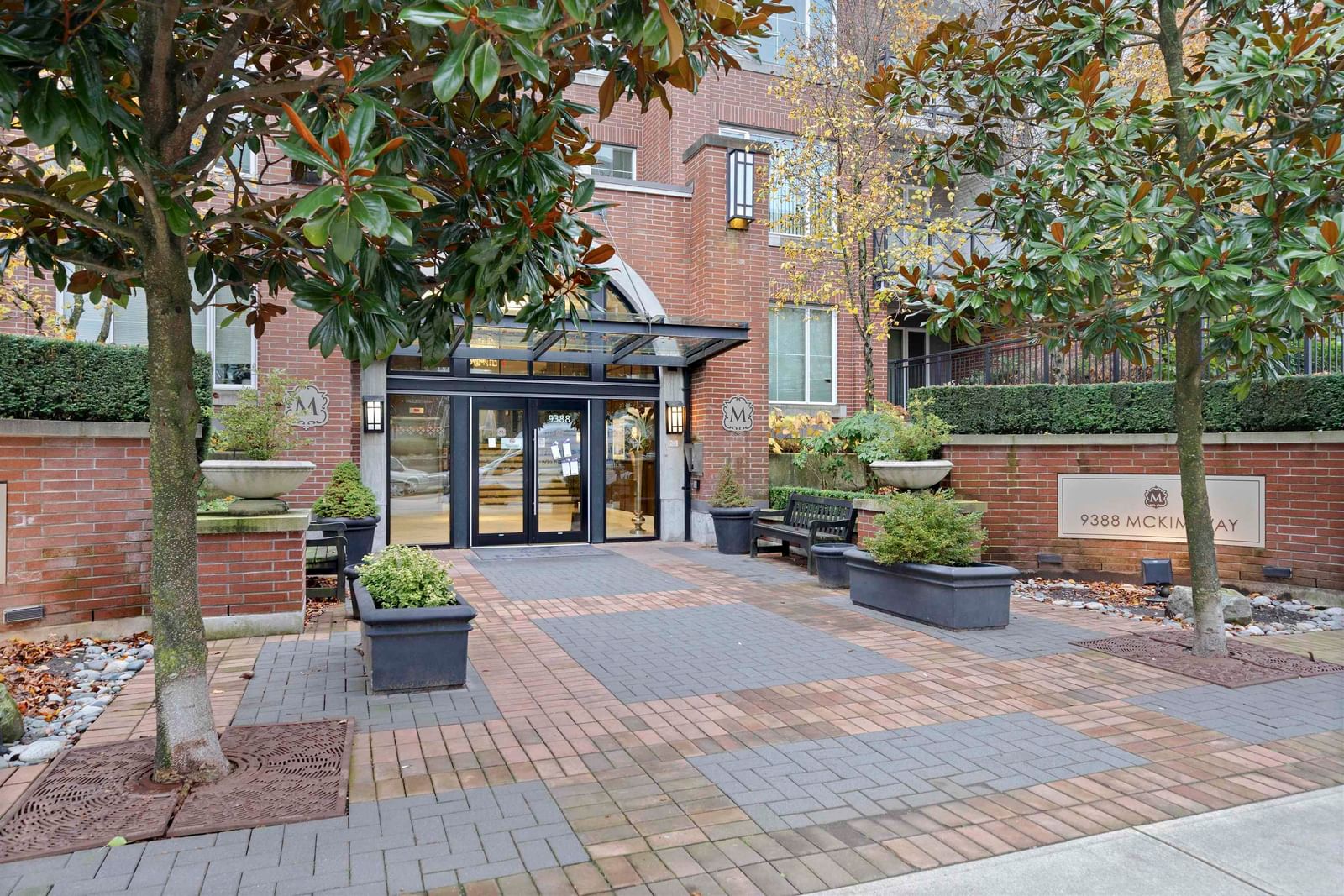 Listing Image 21