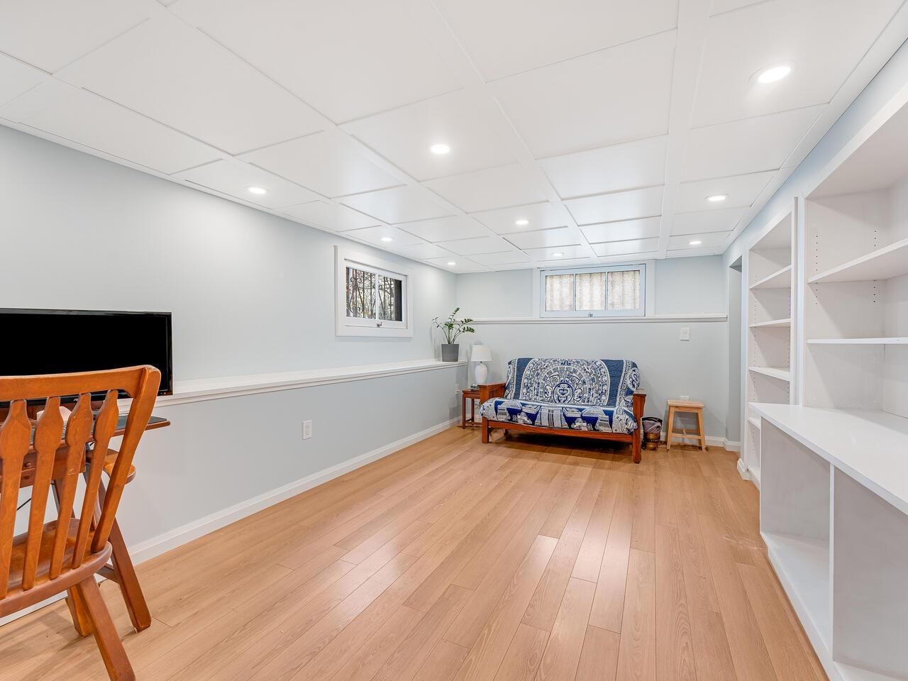 Listing Image 13