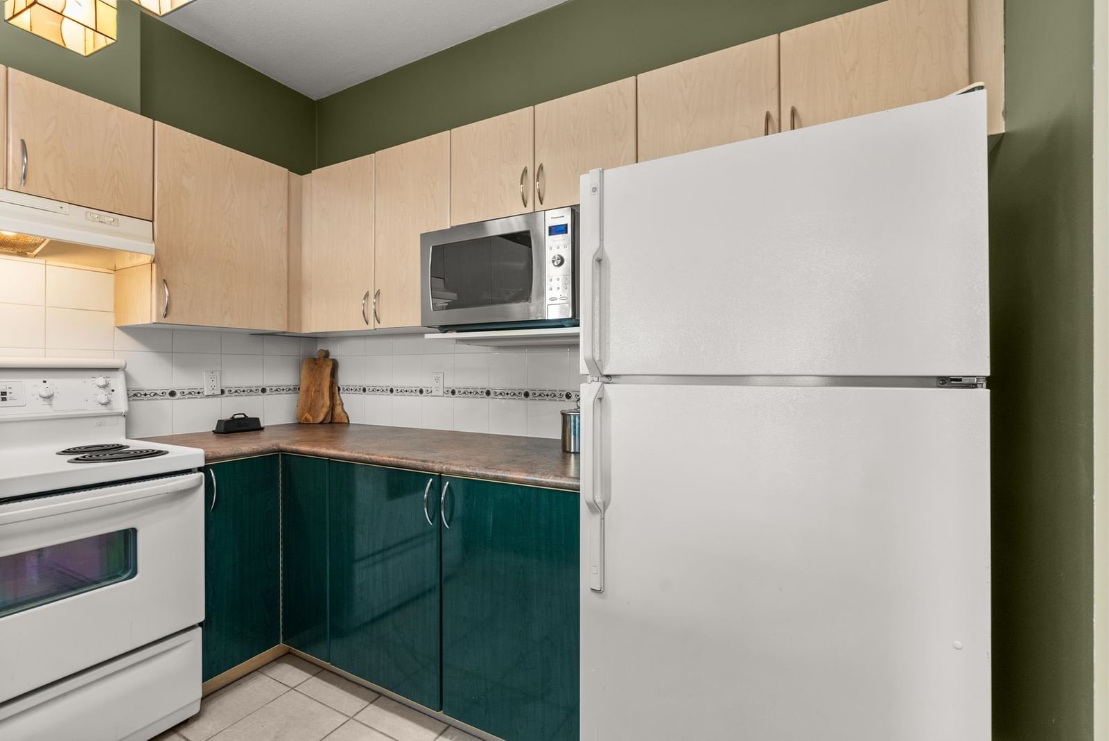 Listing Image 9