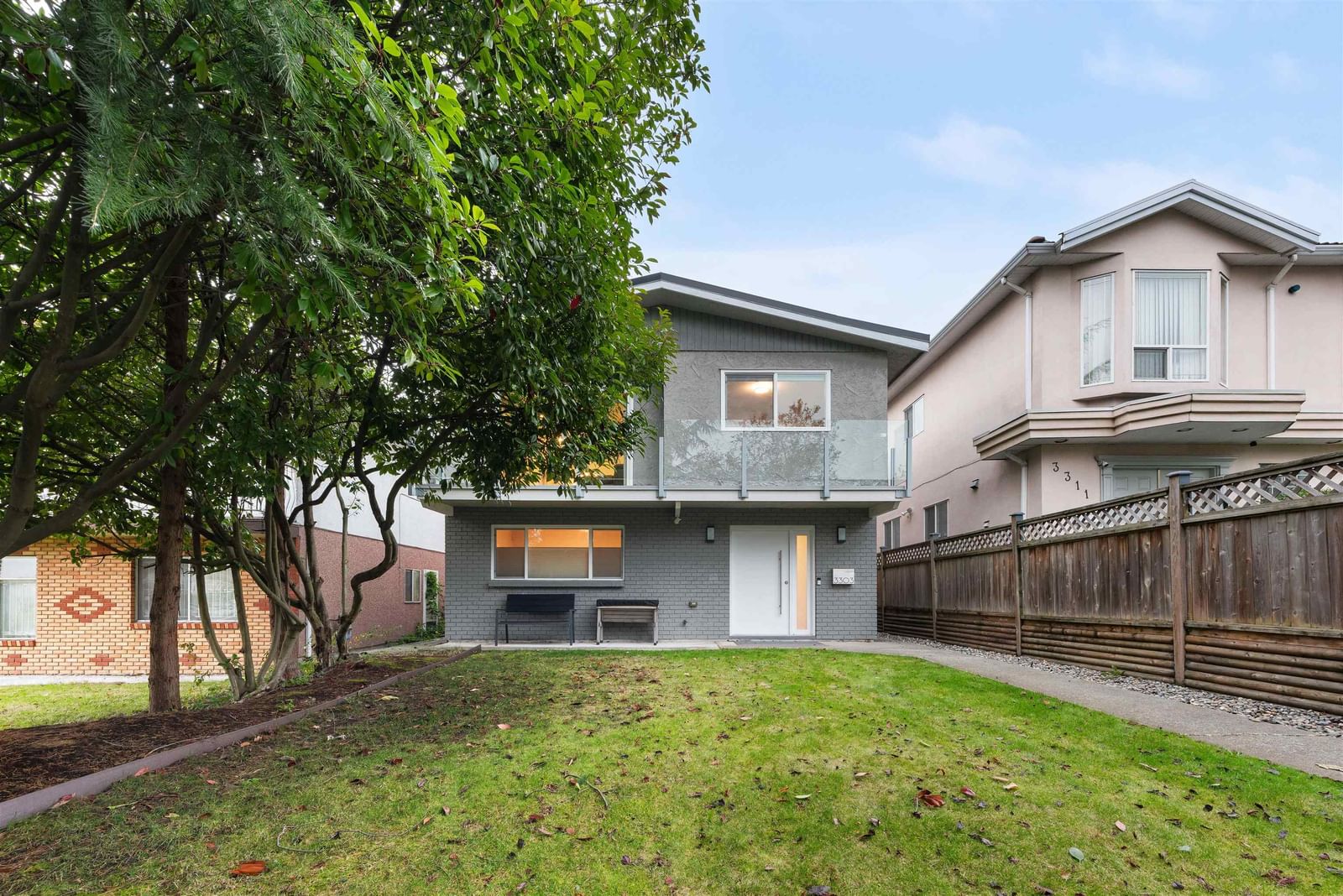 Listing Image 1