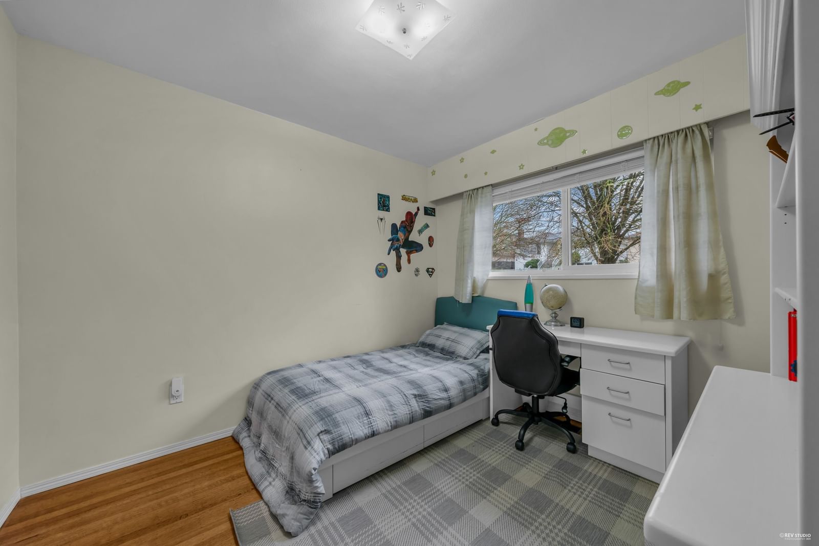 Listing Image 15