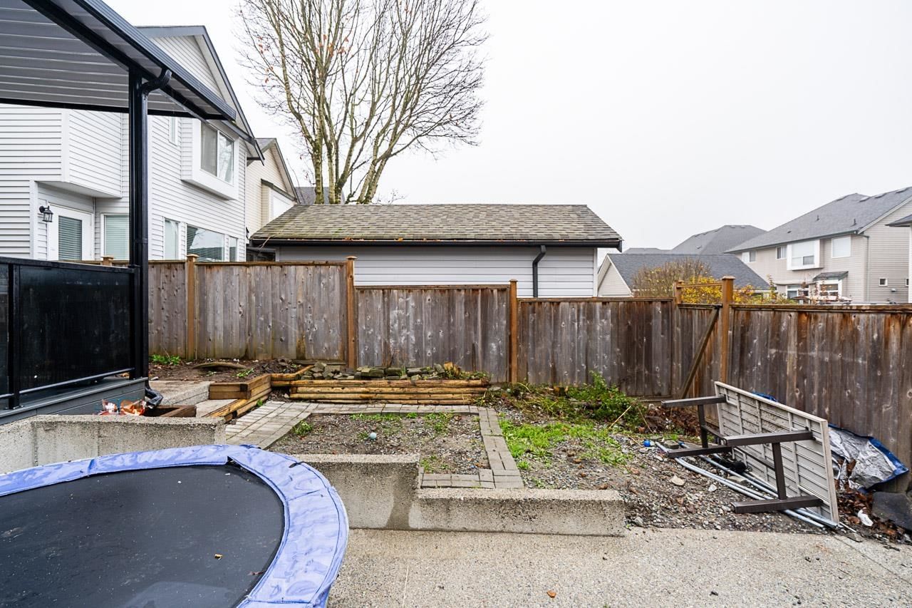 Listing Image 29