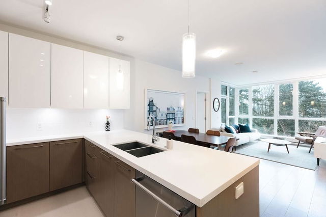 311 - 271 Francis Way