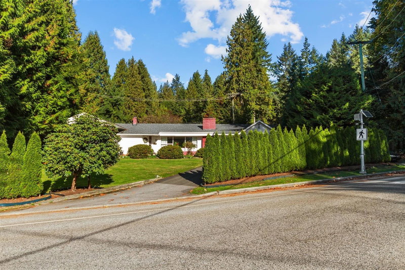 410 Hadden Drive, West Vancouver, V7S 1E9 | Image 2
