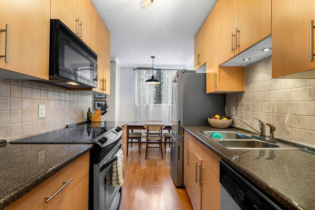 405 - 320 Royal Avenue