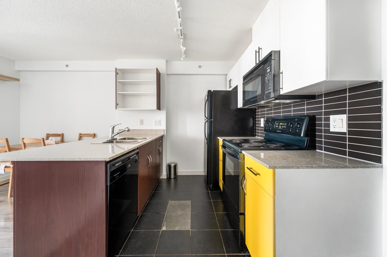 Listing Image 13