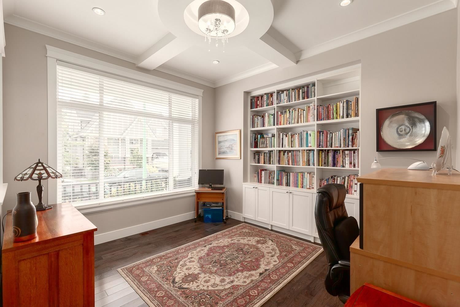 Listing Image 10