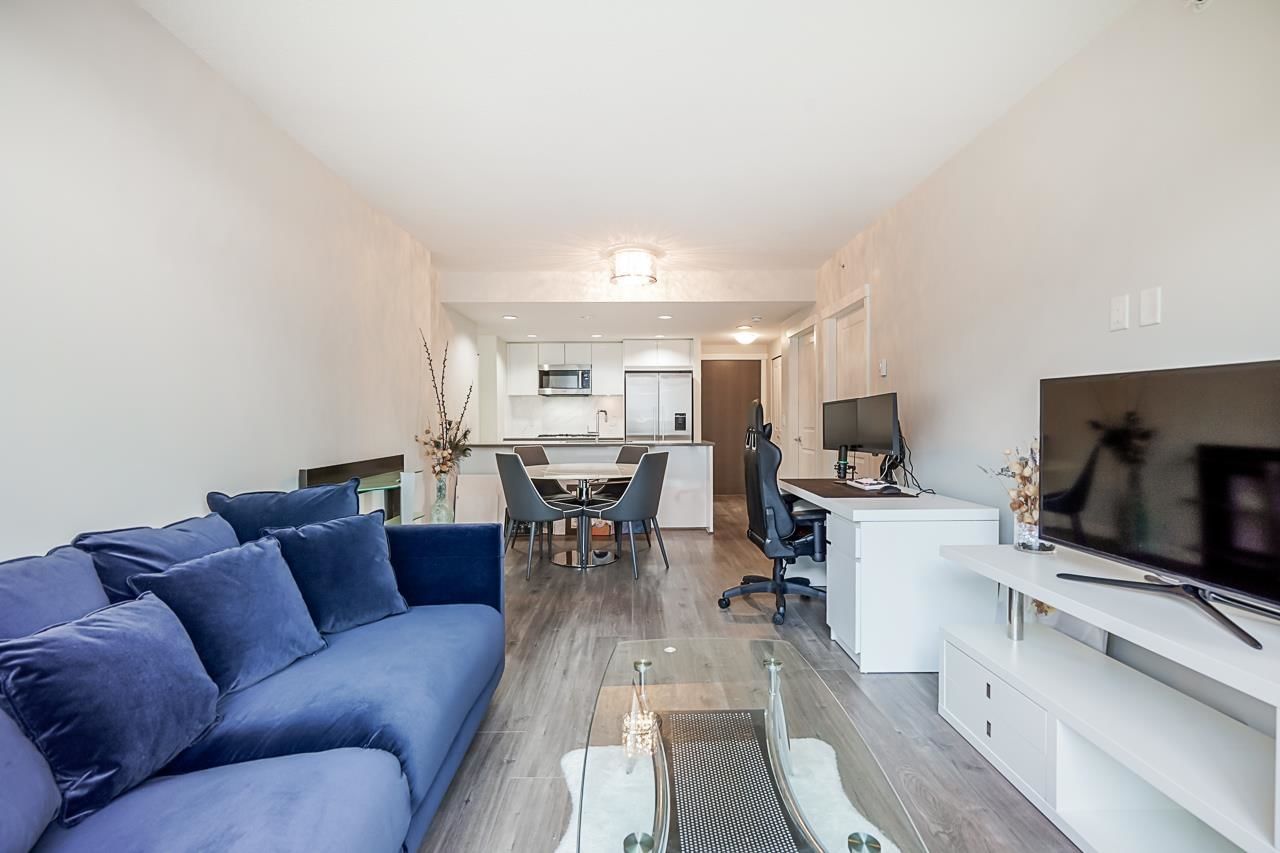 Listing Image 12