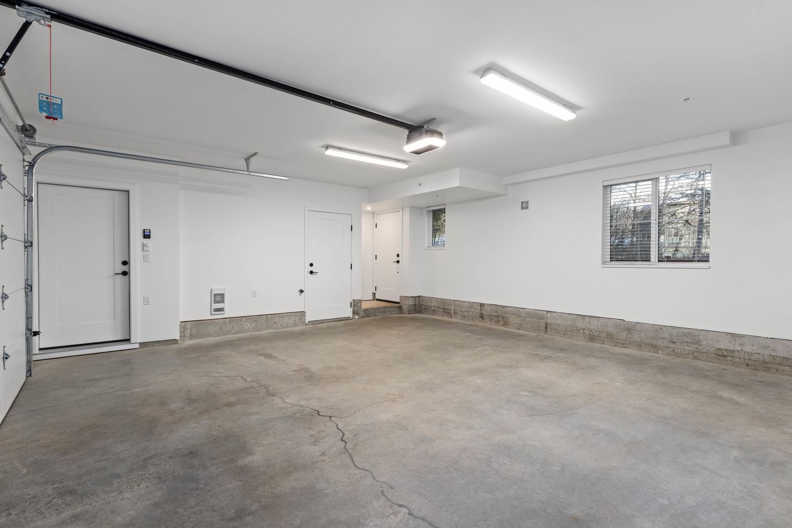 Listing Image 30