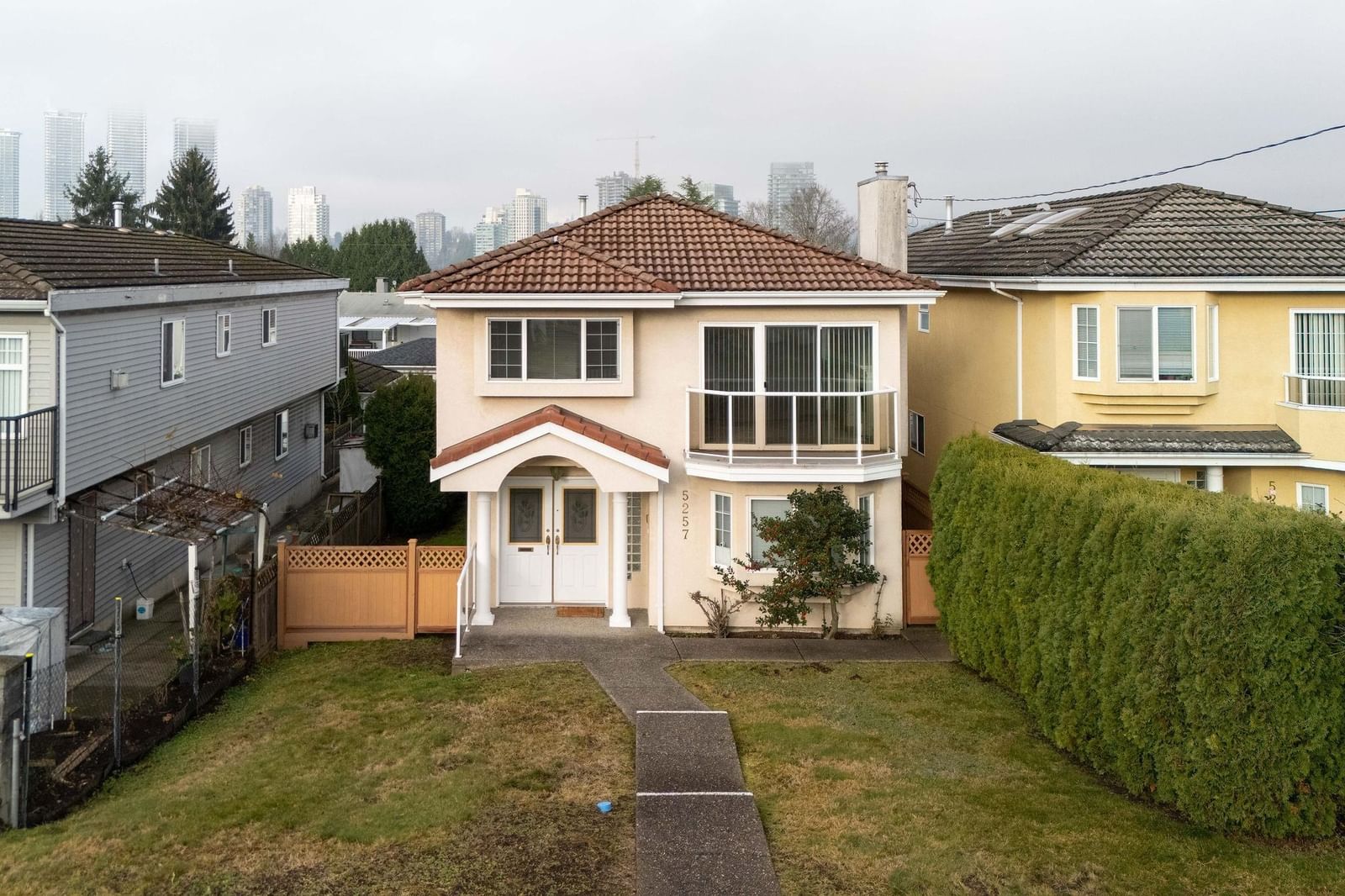 Listing Image 1