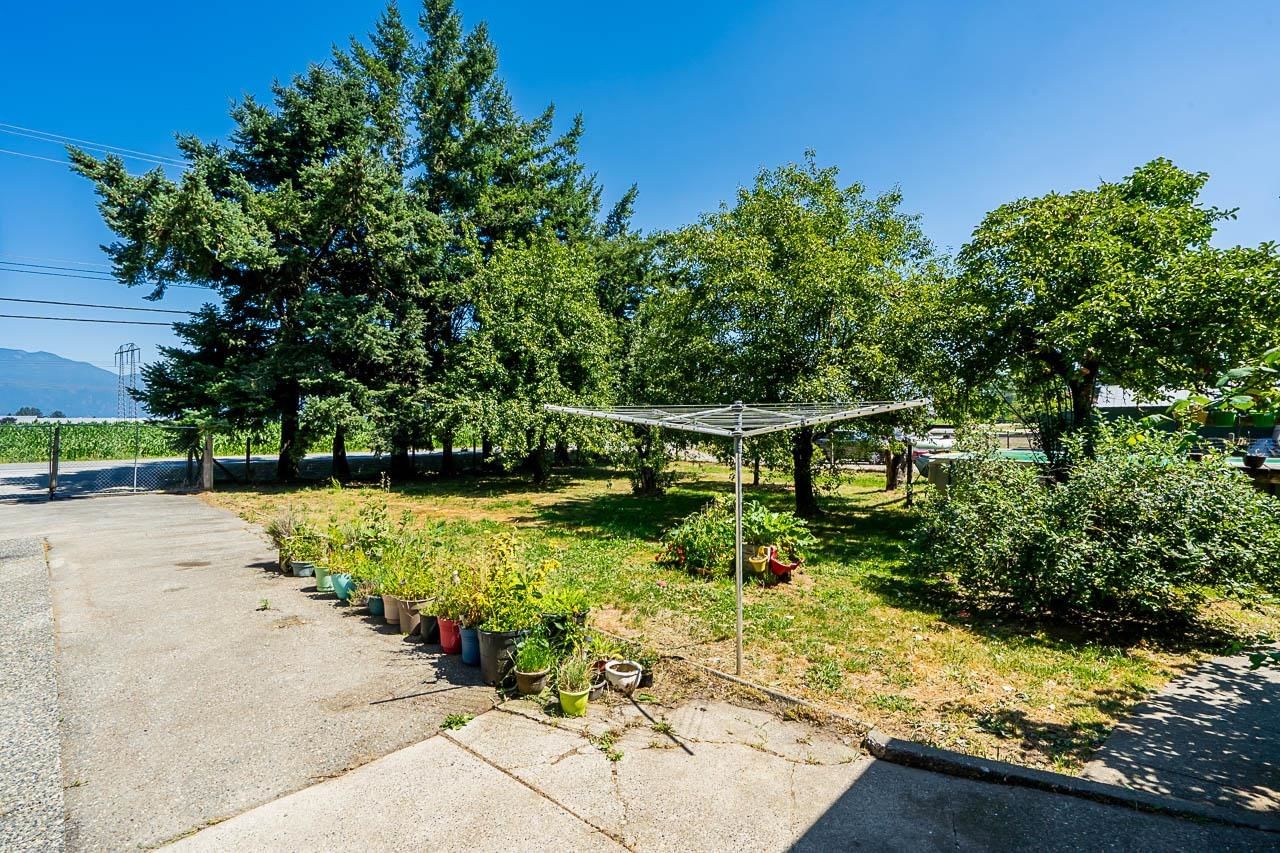 Listing Image 3